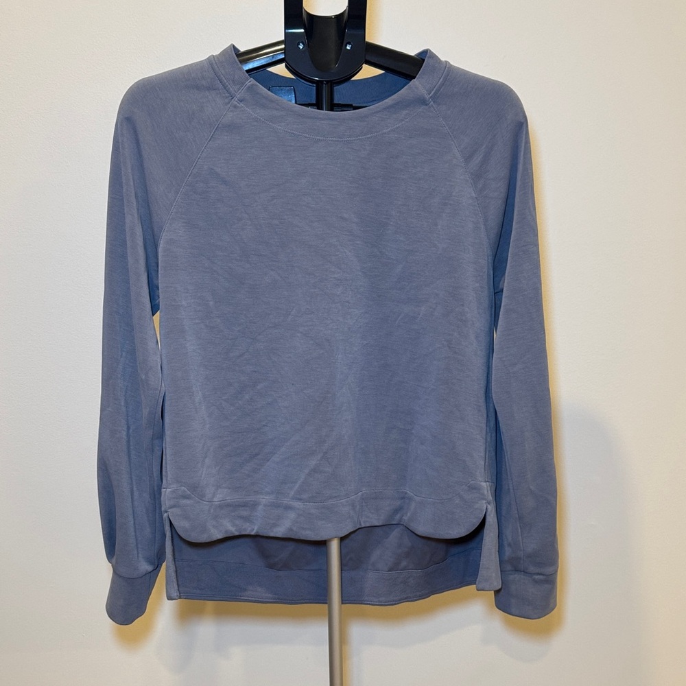 Athleta Coaster Luxe Recover Sweatshirt Slate Size Medium